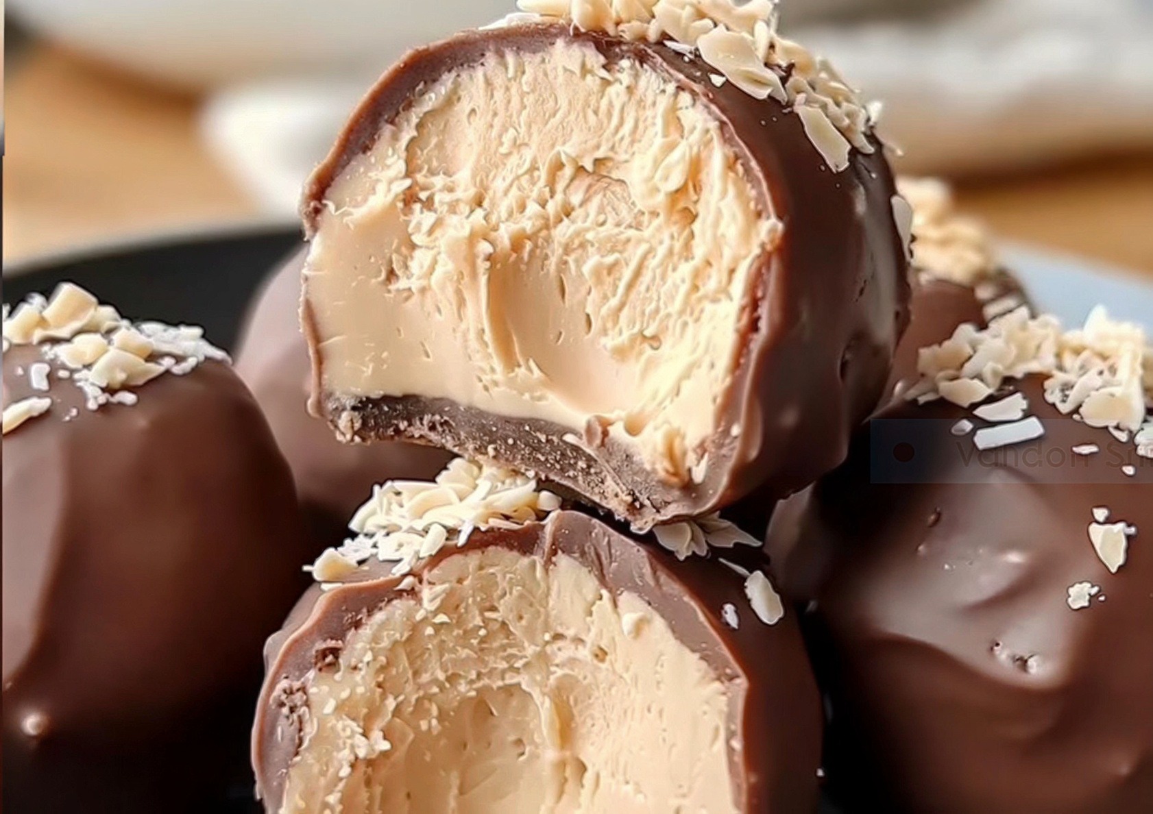 Peanut Butter Banana Cheesecake Protein Balls