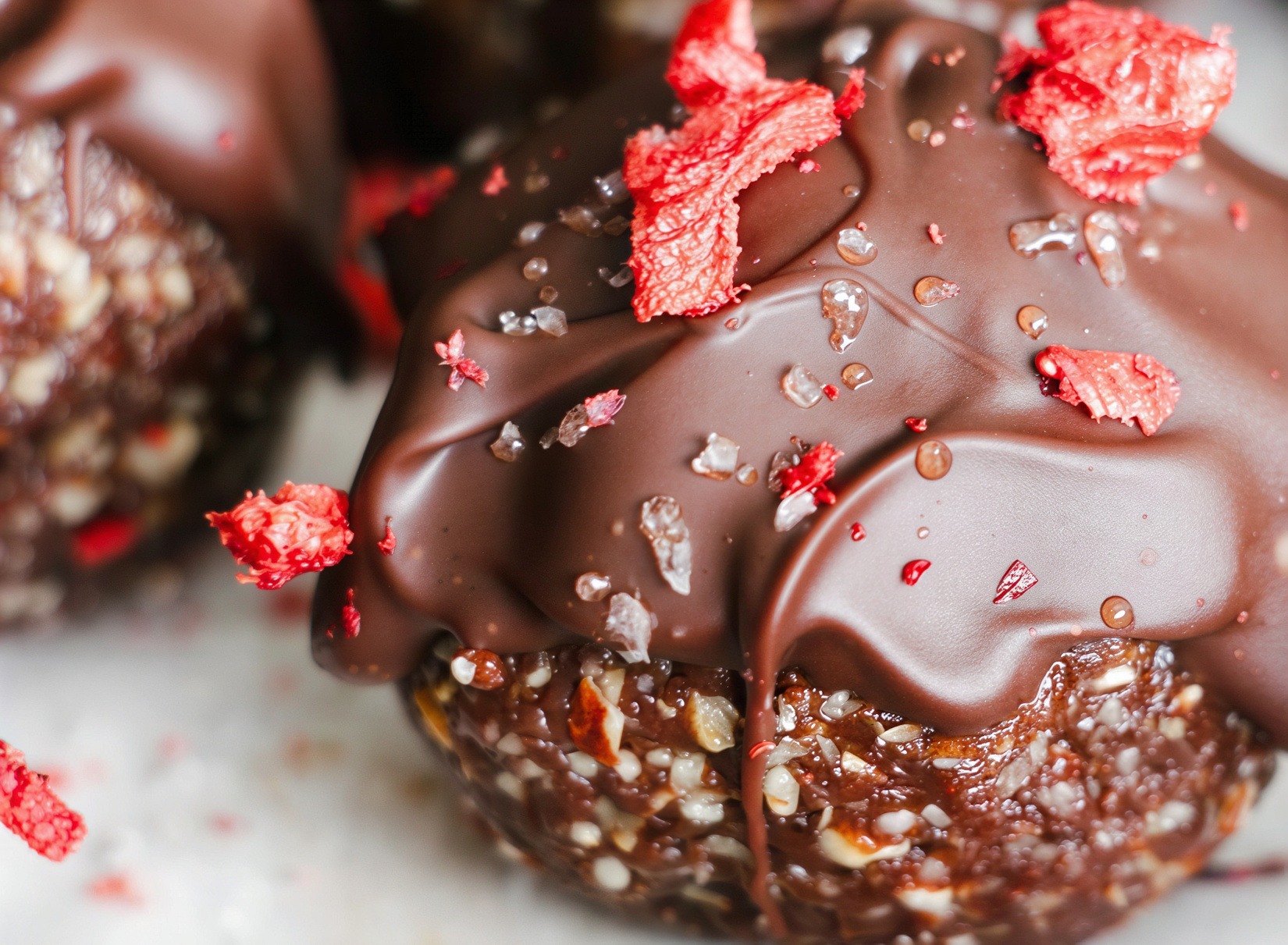 Almond Date Chocolate Protein Balls