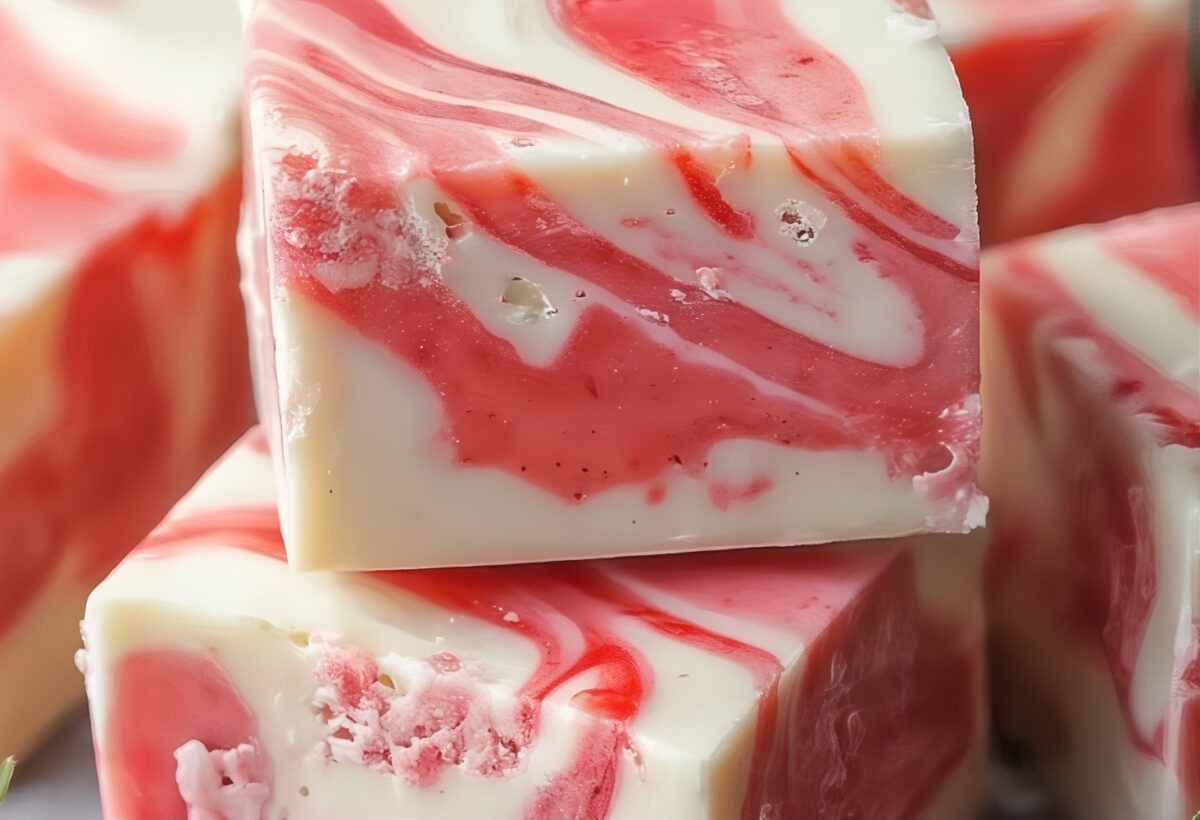 Healthy Protein Fudge – Creamy, No-Bake Fudge Treats